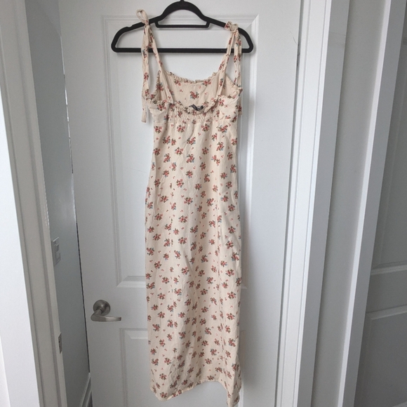 Zara Linen Cream Floral Maxi - Picture 4 of 9